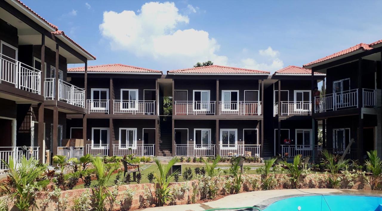 Aurum Resorts Morjim Ashvem Beach Kültér fotó
